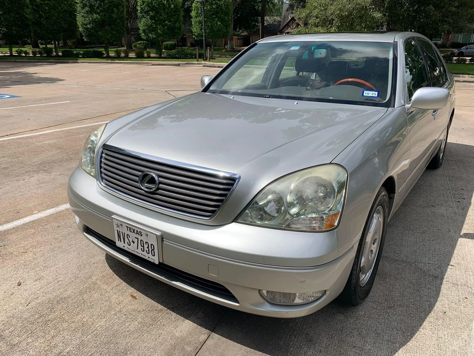 2002 Lexus LS 3rd Gen - Image 7 of 31