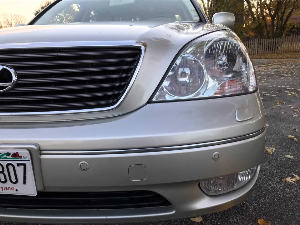 2002 Lexus LS 3rd Gen - Image 25 of 31