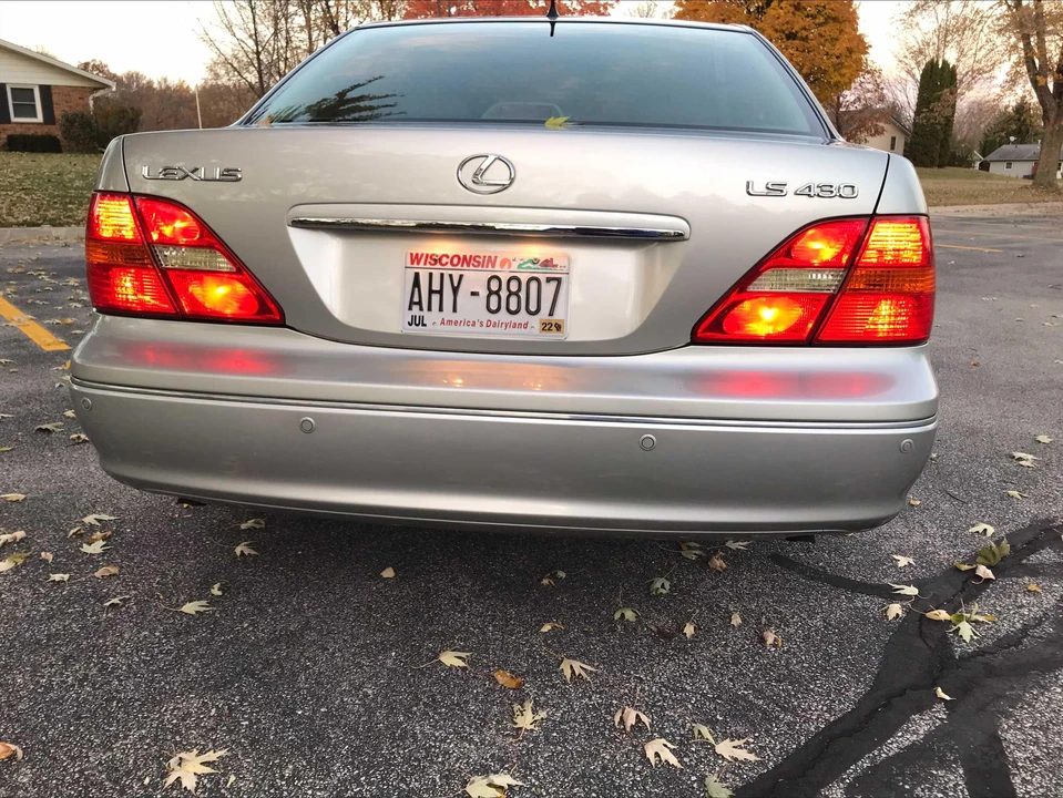 2002 Lexus LS 3rd Gen - Image 20 of 31