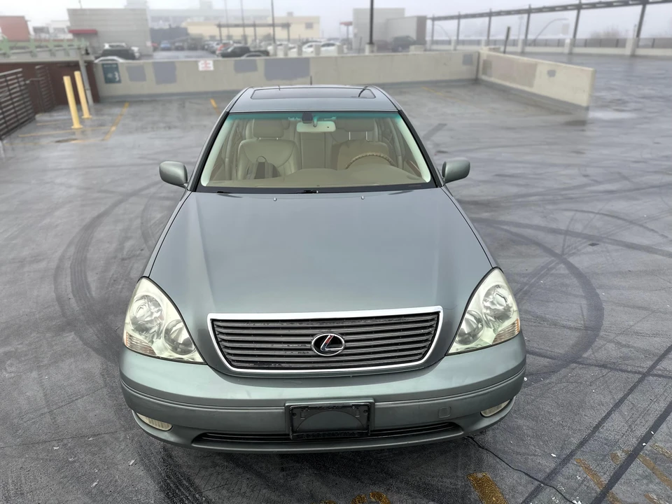 2002 Lexus LS 3rd Gen - Image 6 of 31