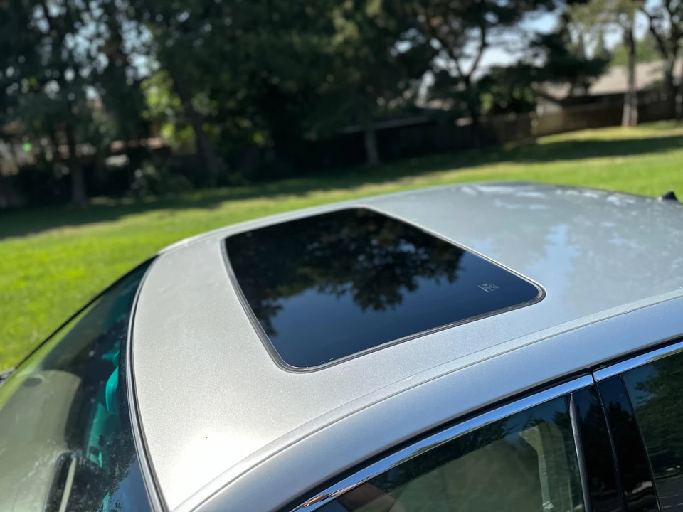 2002 Lexus LS 3rd Gen - Image 15 of 31