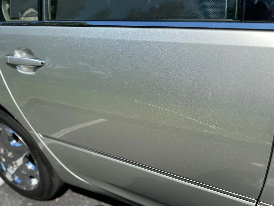 2002 Lexus LS 3rd Gen - Image 24 of 31