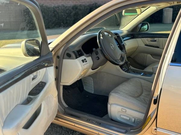 2002 Lexus LS 2nd Gen - Image 9 of 15