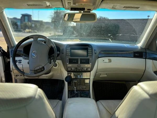 2002 Lexus LS 2nd Gen - Image 12 of 15