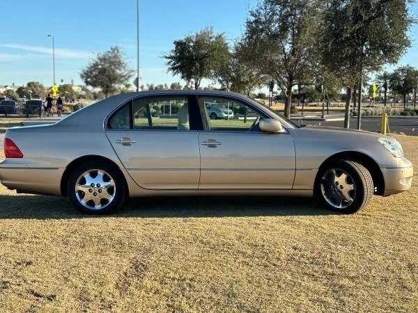 2002 Lexus LS 2nd Gen - Image 6 of 15