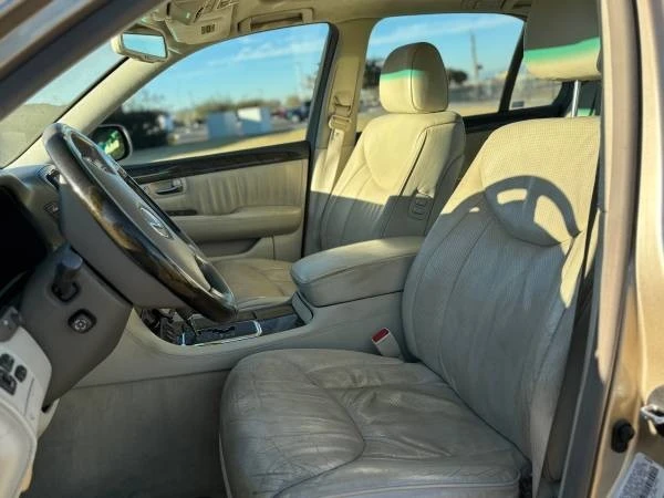 2002 Lexus LS 2nd Gen - Image 10 of 15