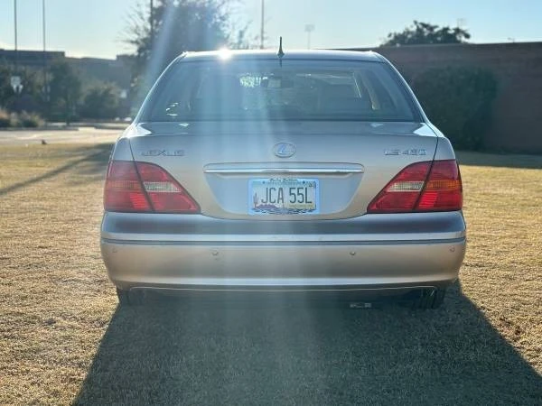2002 Lexus LS 2nd Gen - Image 4 of 15