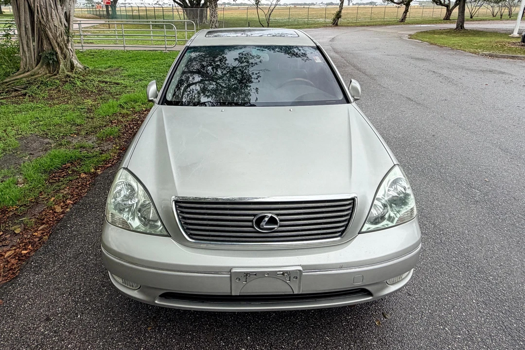 2002 Lexus LS 3rd Gen - Image 2 of 31