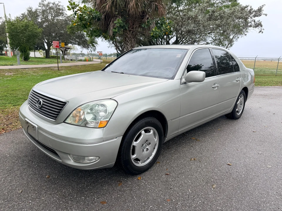 2002 Lexus LS 3rd Gen - Image 7 of 31