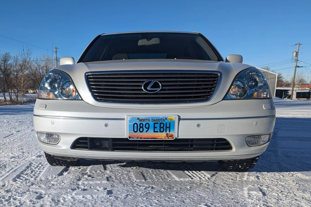 2002 Lexus LS 3rd Gen - Image 6 of 31