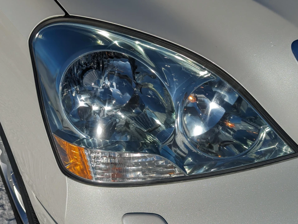 2002 Lexus LS 3rd Gen - Image 18 of 31
