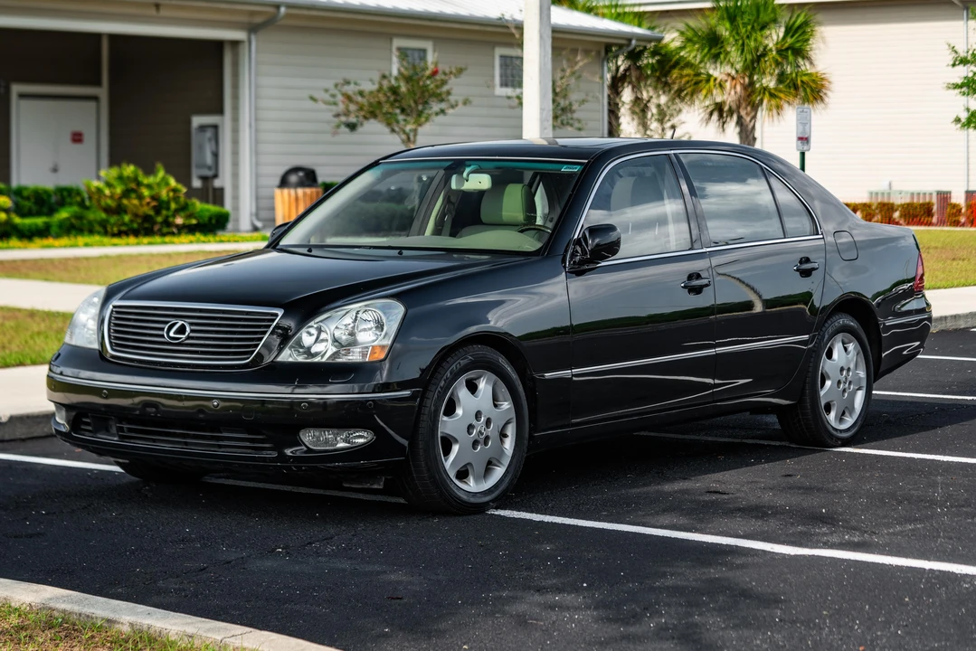 2002 Lexus LS 3rd Gen - Image 9 of 31