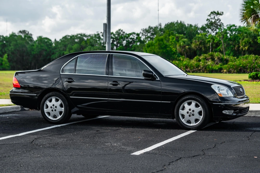 2002 Lexus LS 3rd Gen - Image 30 of 31