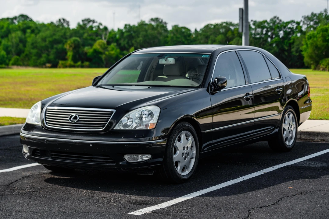 2002 Lexus LS 3rd Gen - Image 8 of 31