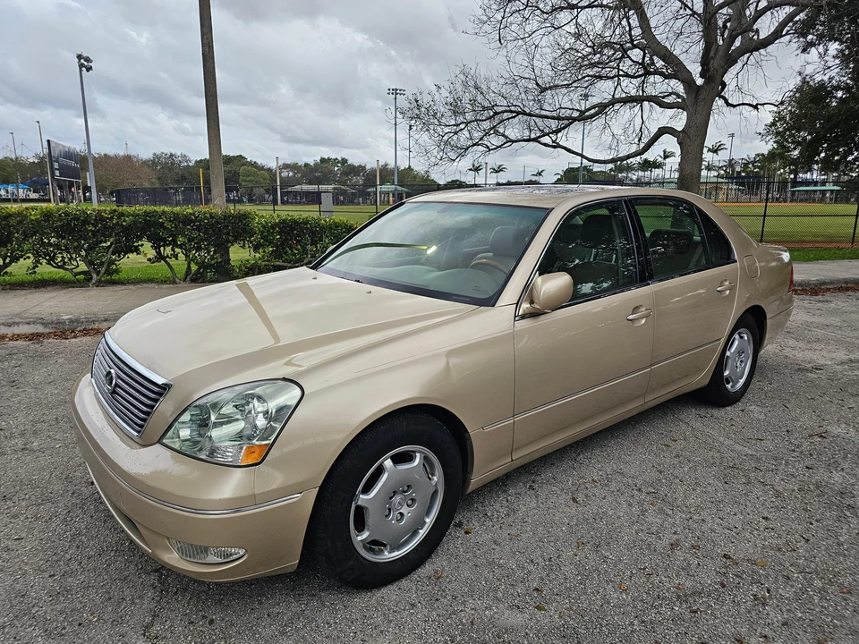 2002 Lexus LS 3rd Gen - Image 8 of 31