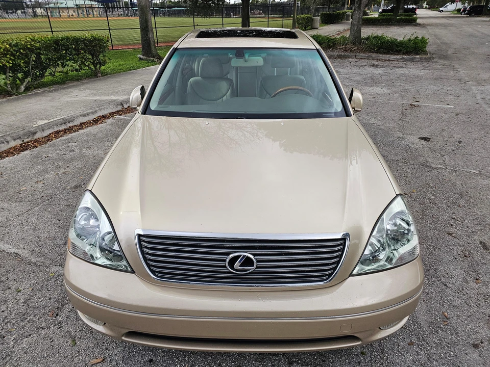 2002 Lexus LS 3rd Gen - Image 6 of 31