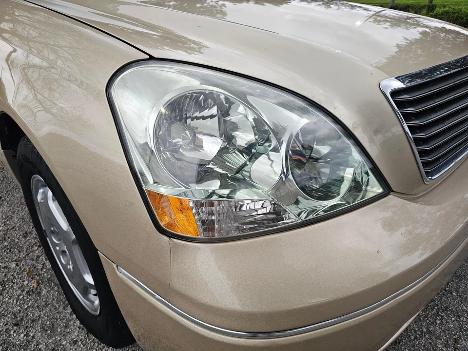 2002 Lexus LS 3rd Gen - Image 19 of 31