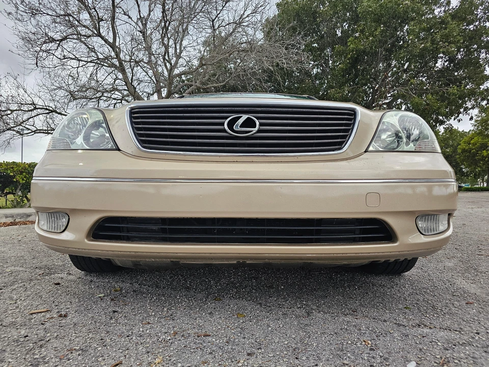 2002 Lexus LS 3rd Gen - Image 7 of 31