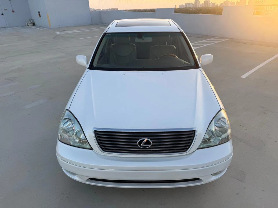 2002 Lexus LS 3rd Gen - Image 6 of 31
