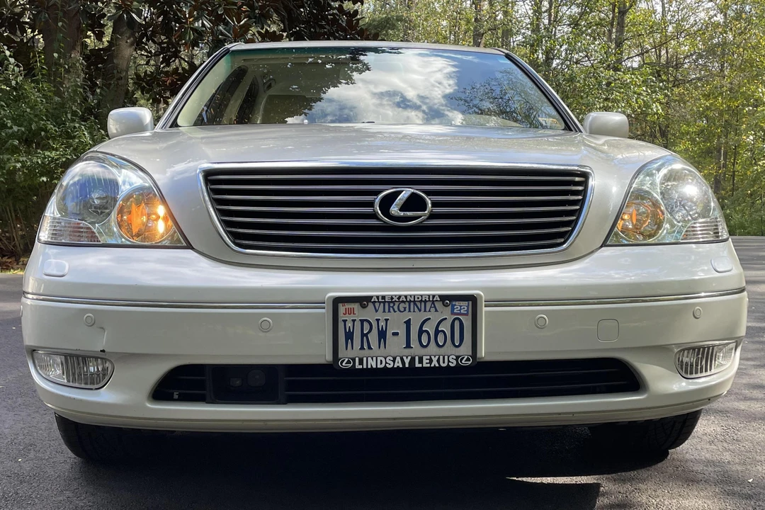 2002 Lexus LS 3rd Gen - Image 2 of 6