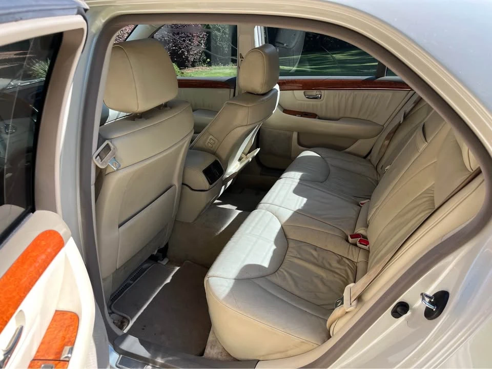 2002 Lexus LS 3rd Gen - Image 4 of 8