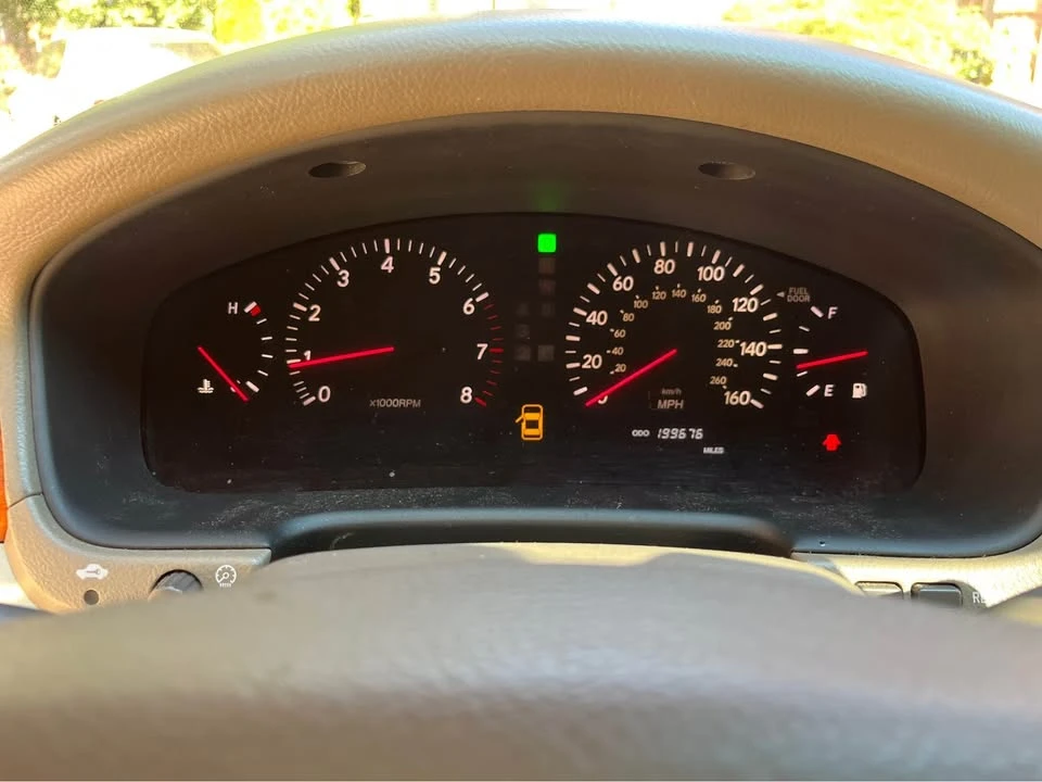 2002 Lexus LS 3rd Gen - Image 7 of 8