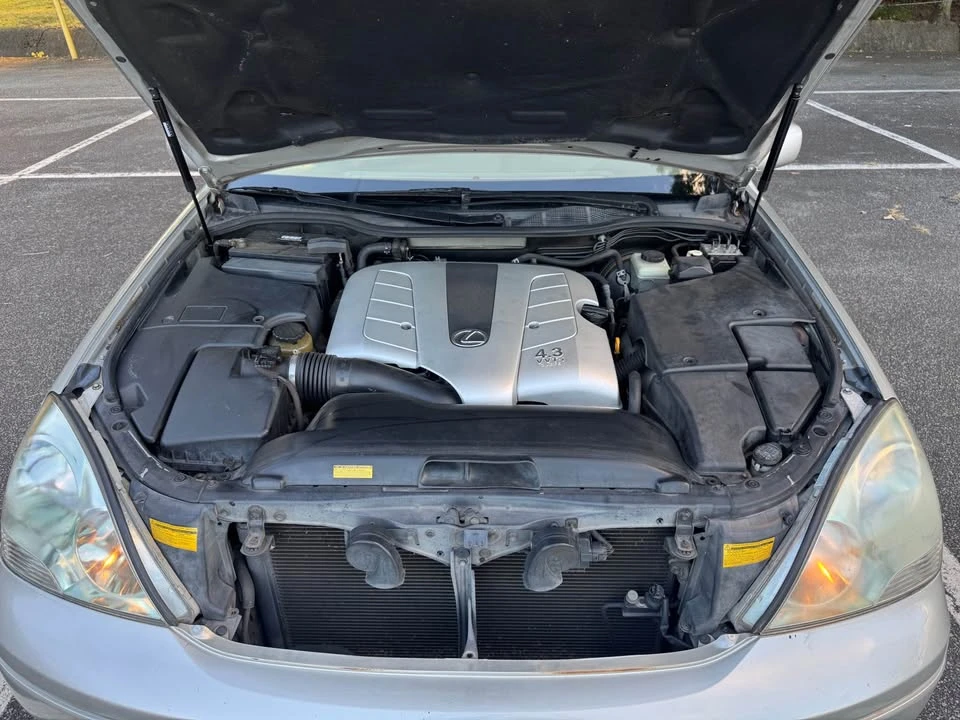 2002 Lexus LS 2nd Gen - Image 9 of 11