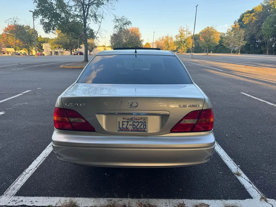 2002 Lexus LS 2nd Gen - Image 4 of 11
