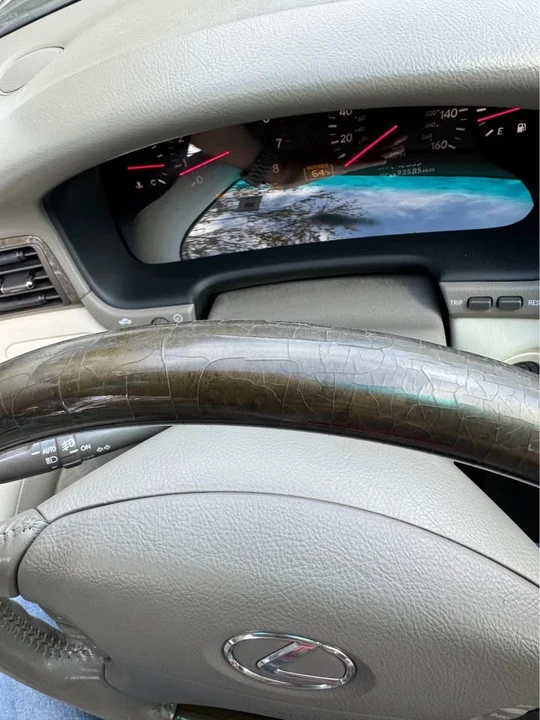 2002 Lexus LS 3rd Gen - Image 10 of 10