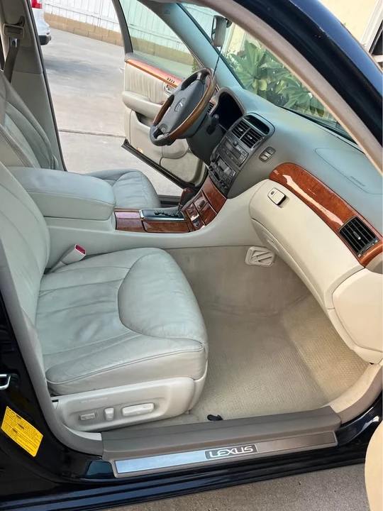 2002 Lexus LS 3rd Gen - Image 7 of 14