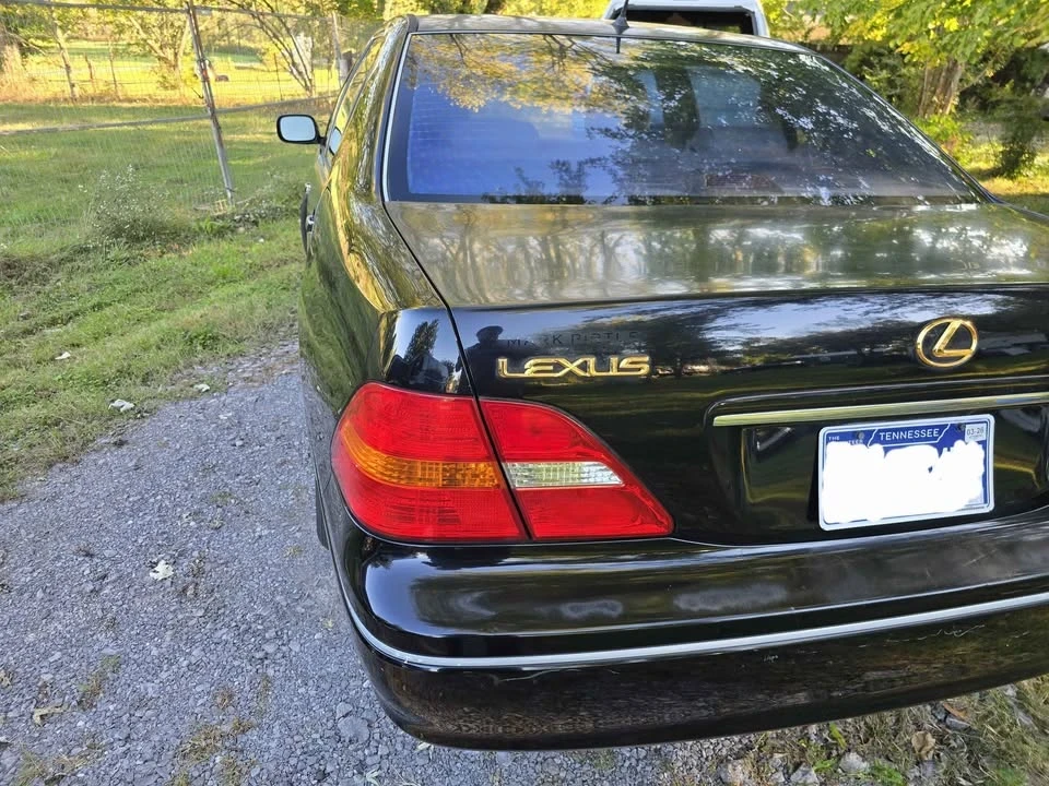 2002 Lexus LS 3rd Gen - Image 6 of 10