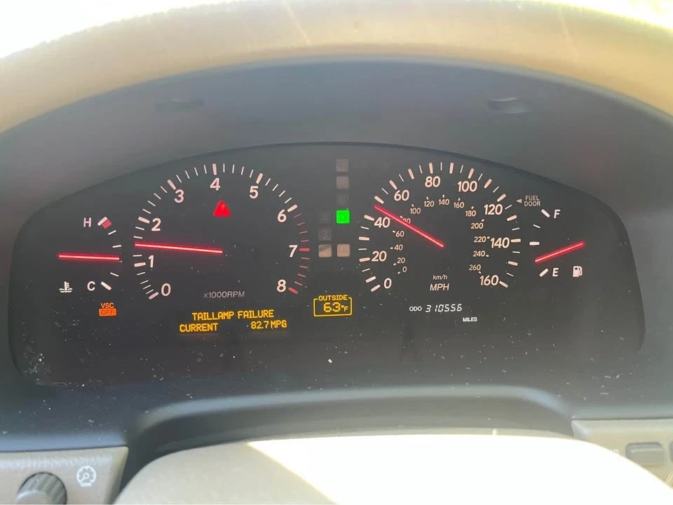 2002 Lexus LS 3rd Gen - Image 6 of 6