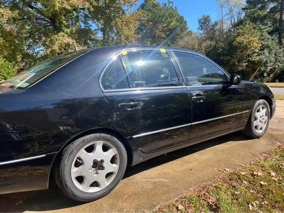 2002 Lexus LS 3rd Gen - Image 2 of 6