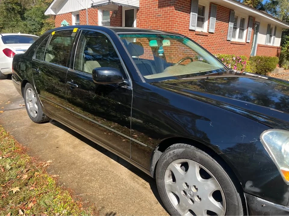 2002 Lexus LS 3rd Gen - Image 5 of 6