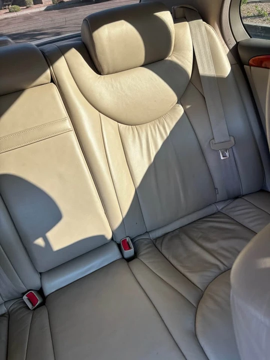 2002 Lexus LS 3rd Gen - Image 4 of 6