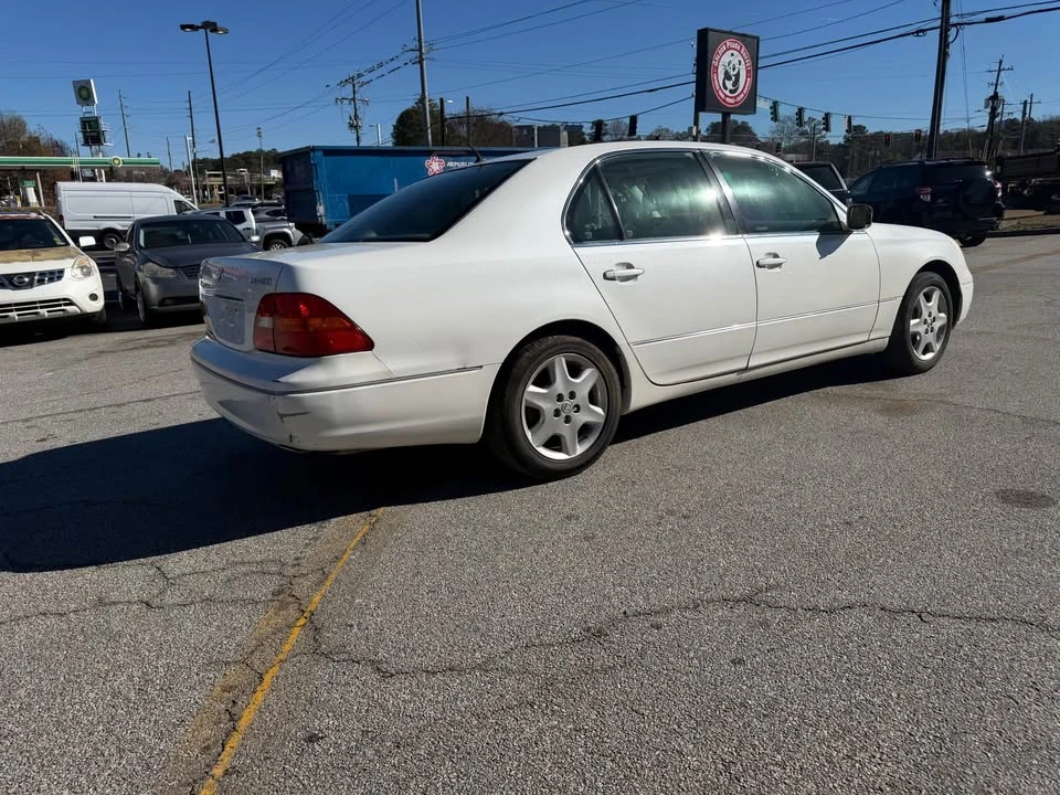 2002 Lexus LS 3rd Gen - Image 3 of 8