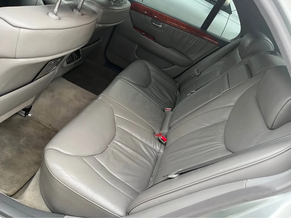 2002 Lexus LS 3rd Gen - Image 5 of 20