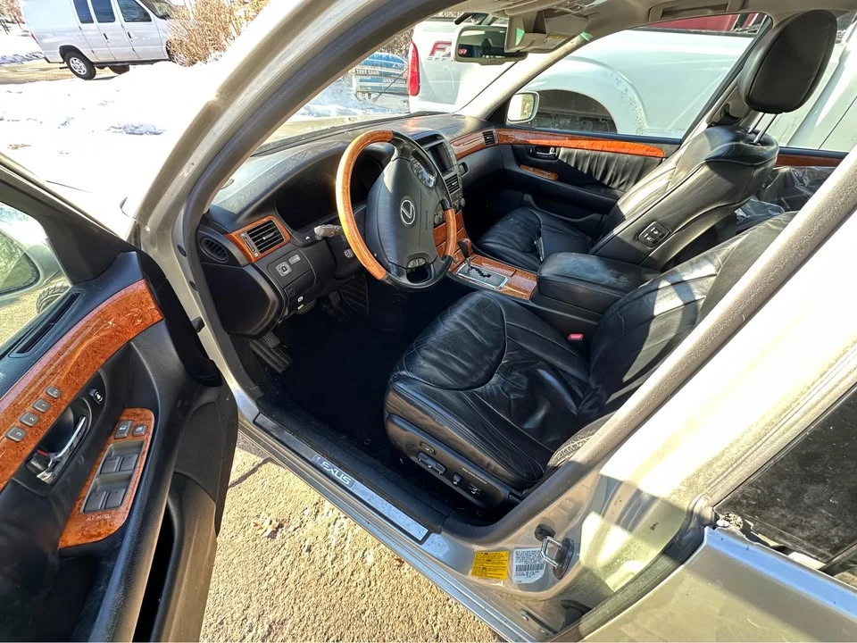 2002 Lexus LS 2nd Gen - Image 7 of 7