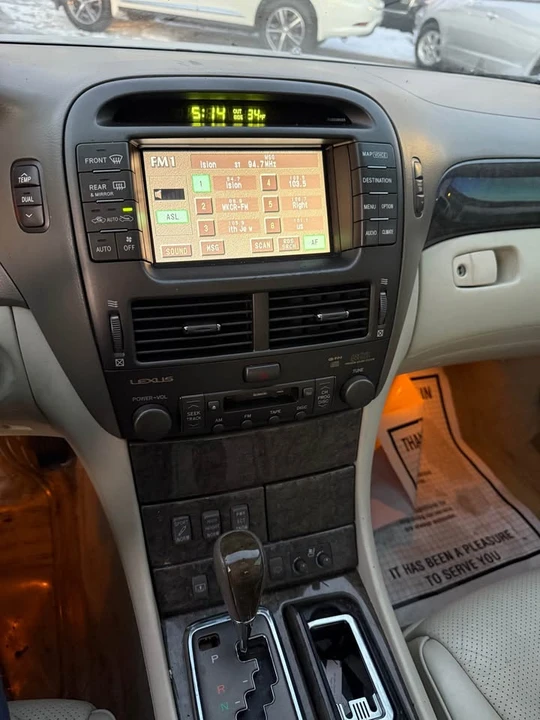 2002 Lexus LS 3rd Gen - Image 12 of 12