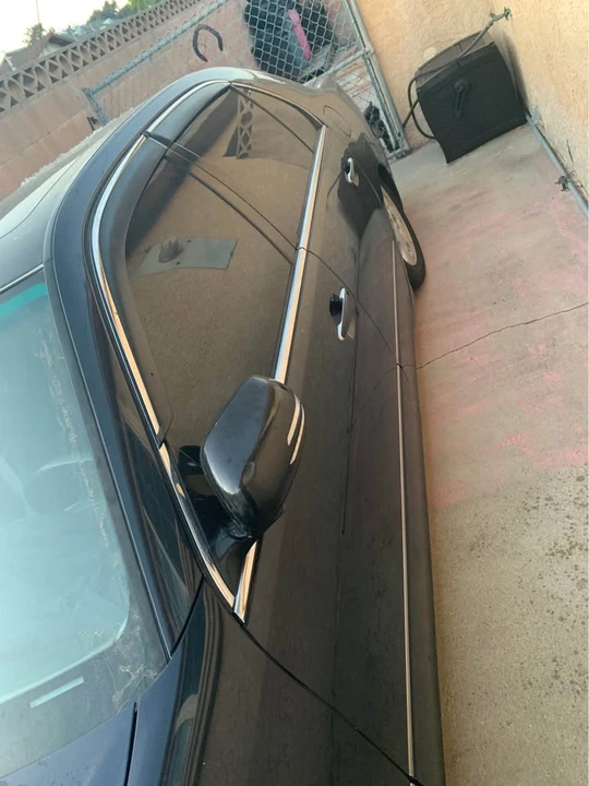 2002 Lexus LS 3rd Gen - Image 3 of 19