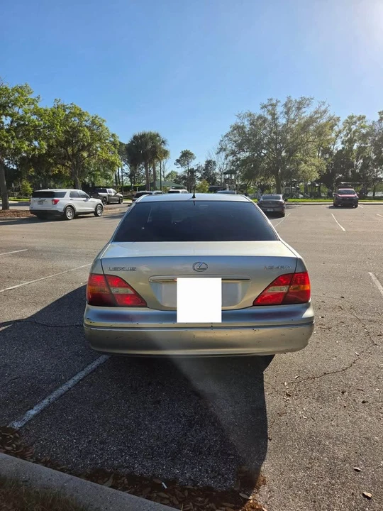 2002 Lexus LS 3rd Gen - Image 6 of 14