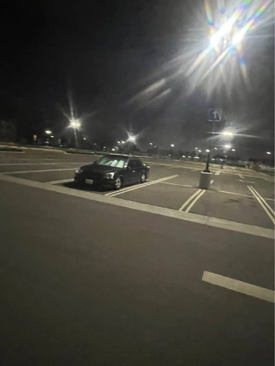 2002 Lexus LS 3rd Gen - Image 13 of 19