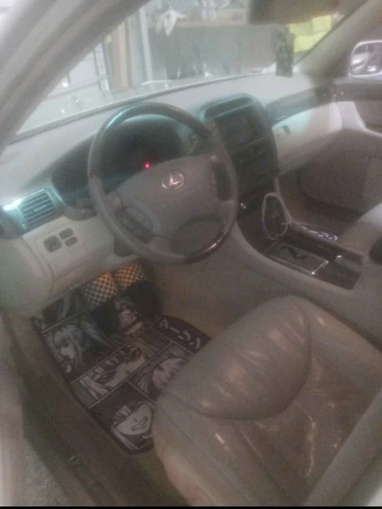 2002 Lexus LS 3rd Gen - Image 4 of 7