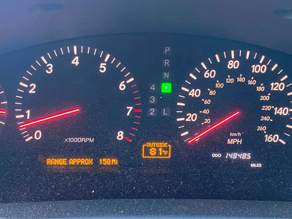 2002 Lexus LS 3rd Gen - Image 15 of 16