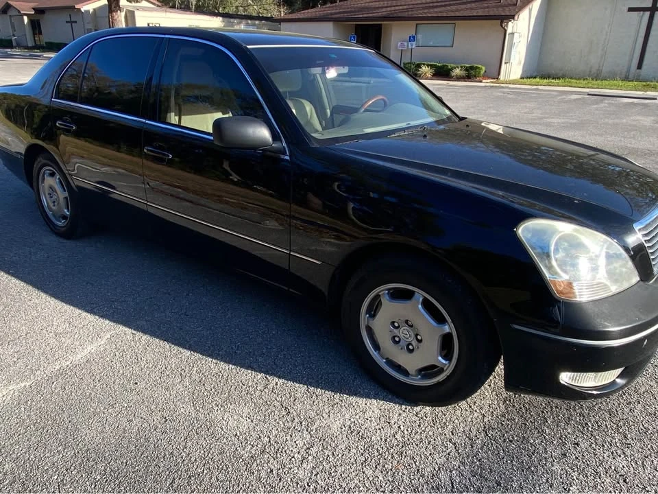2002 Lexus LS 3rd Gen - Image 4 of 16