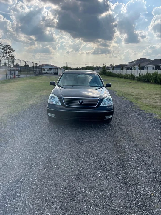 2002 Lexus LS 3rd Gen - Image 2 of 20