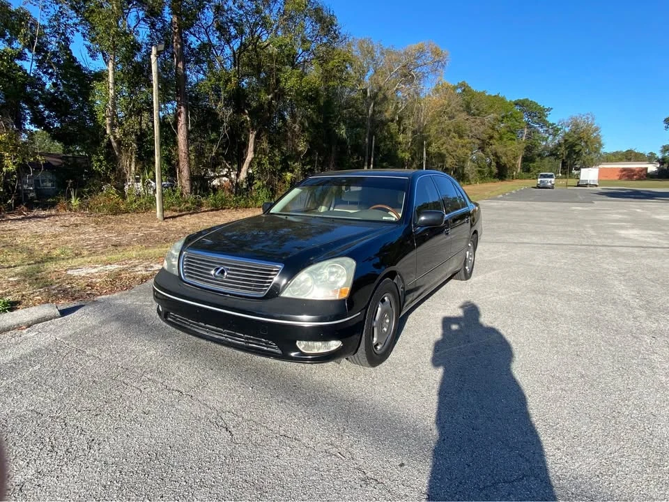 2002 Lexus LS 3rd Gen - Image 2 of 16