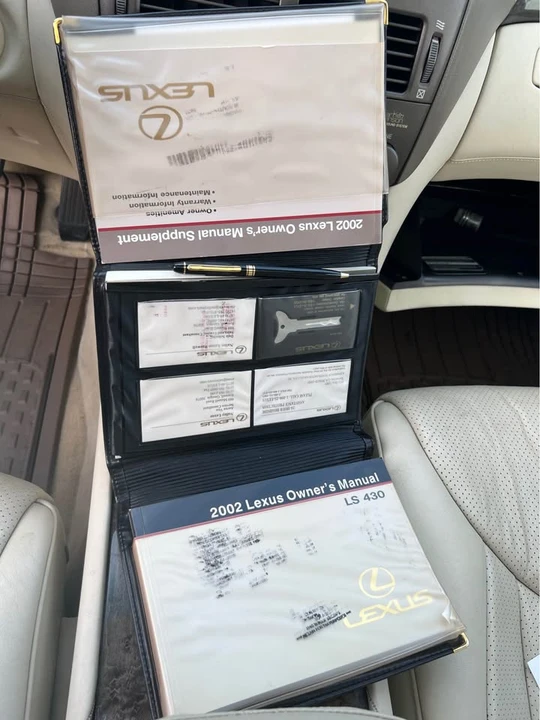 2002 Lexus LS 3rd Gen - Image 11 of 20