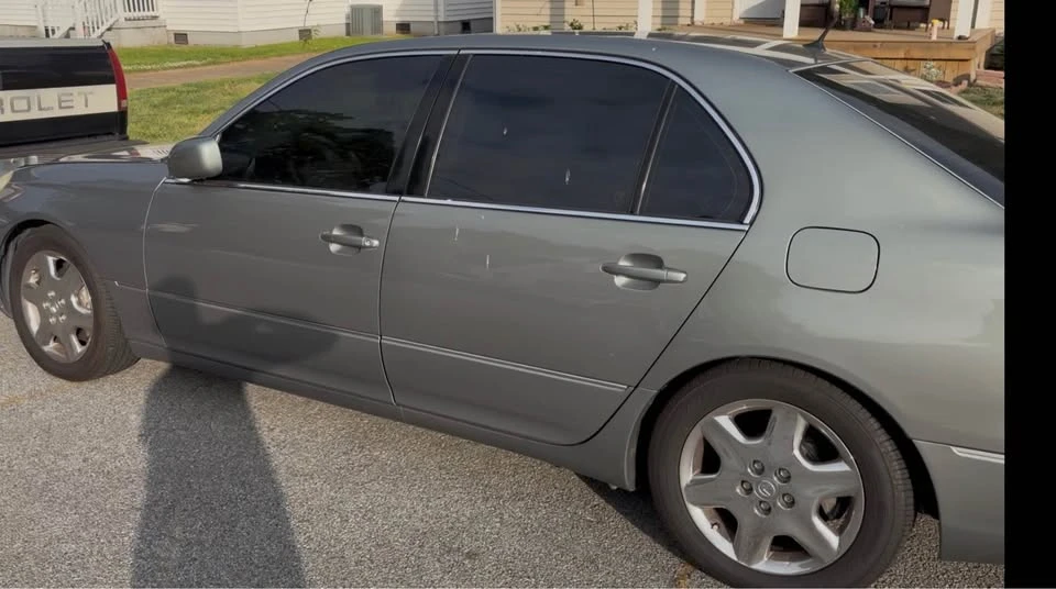 2002 Lexus LS 3rd Gen - Image 7 of 7
