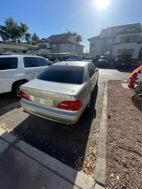 2002 Lexus LS 3rd Gen - Image 3 of 7